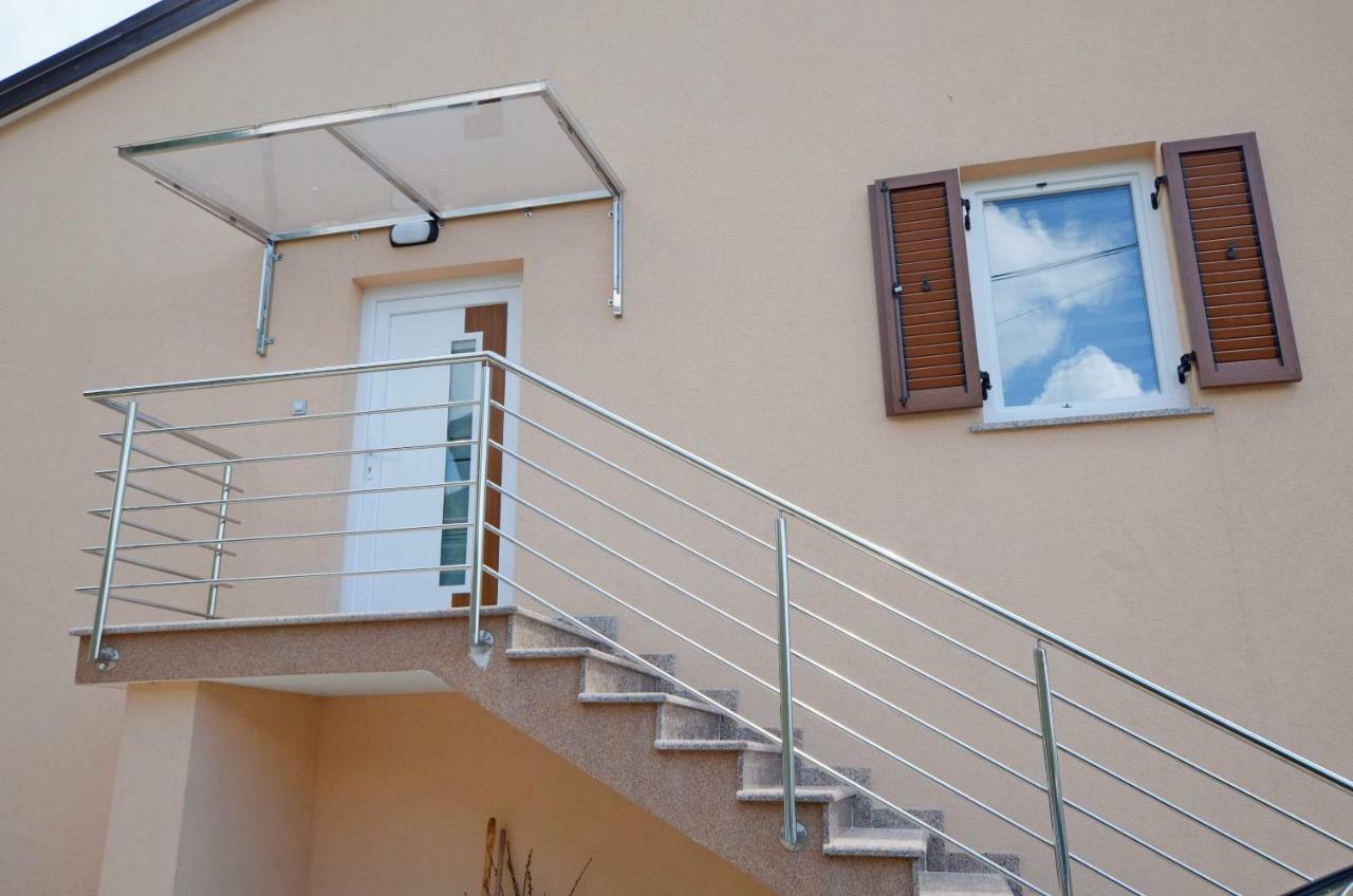 Apartments Golden Hour Jurdani Exterior photo