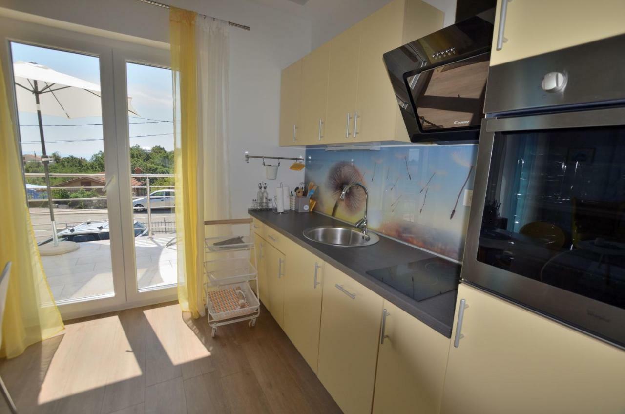 Apartments Golden Hour Jurdani Exterior photo
